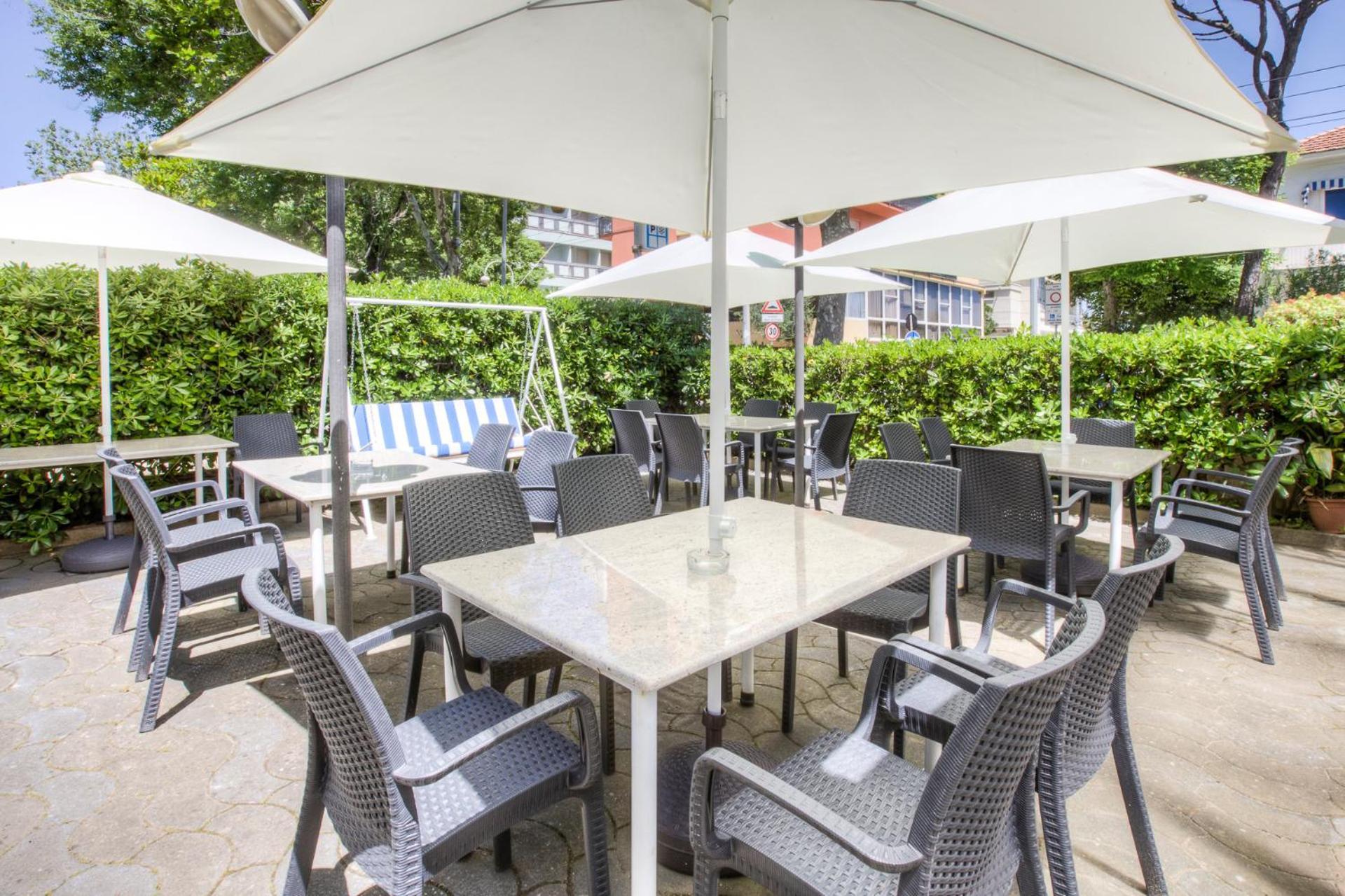 Hotel Taunus - Vista Mare Riccione Zewnętrze zdjęcie