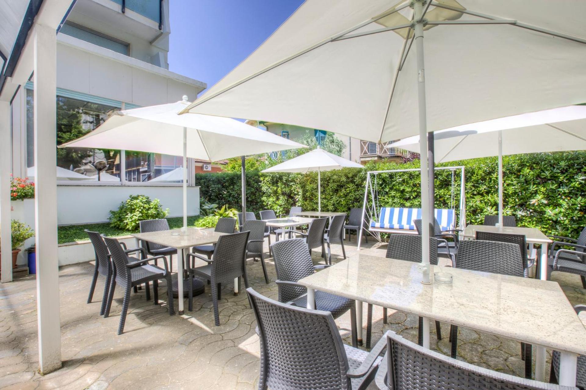 Hotel Taunus - Vista Mare Riccione Zewnętrze zdjęcie