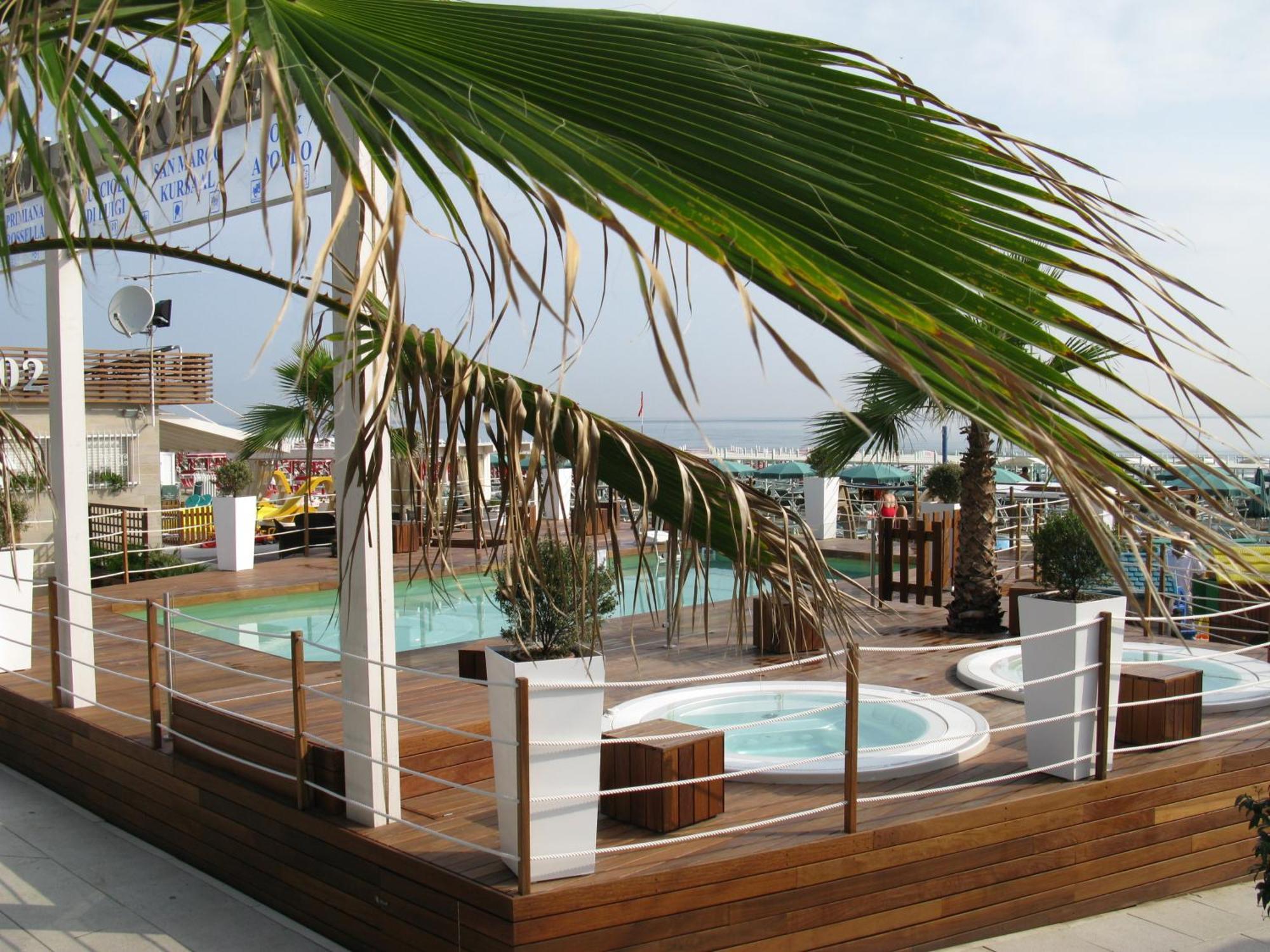 Hotel Taunus - Vista Mare Riccione Zewnętrze zdjęcie